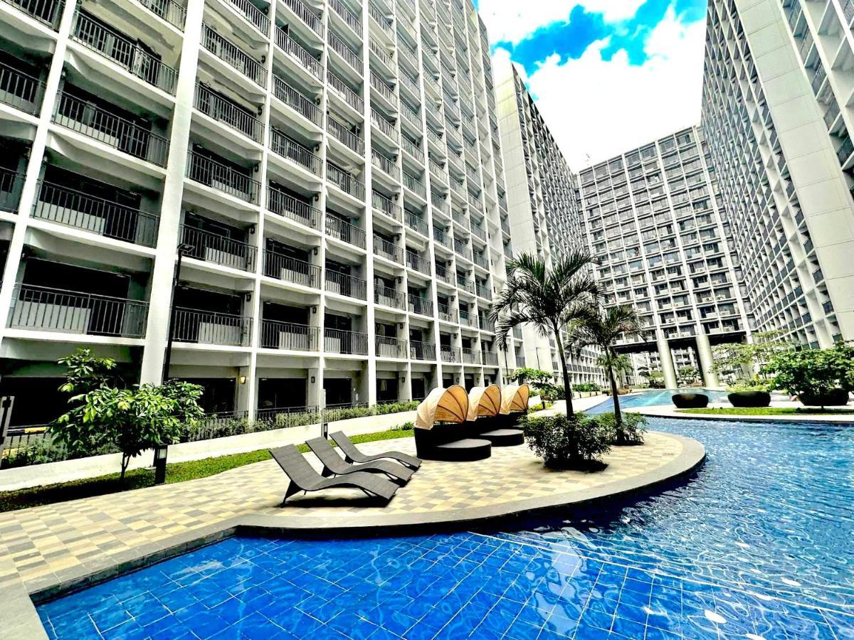 Resort Style Condo Walkable To Mall Of Asia Пасай Екстериор снимка